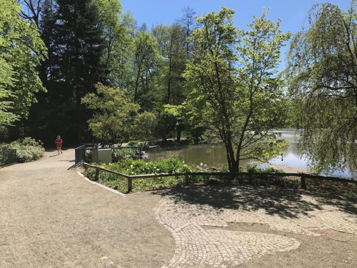 Ferienhaus Am Park Am Roehrensee Bayreuth Bagian luar foto